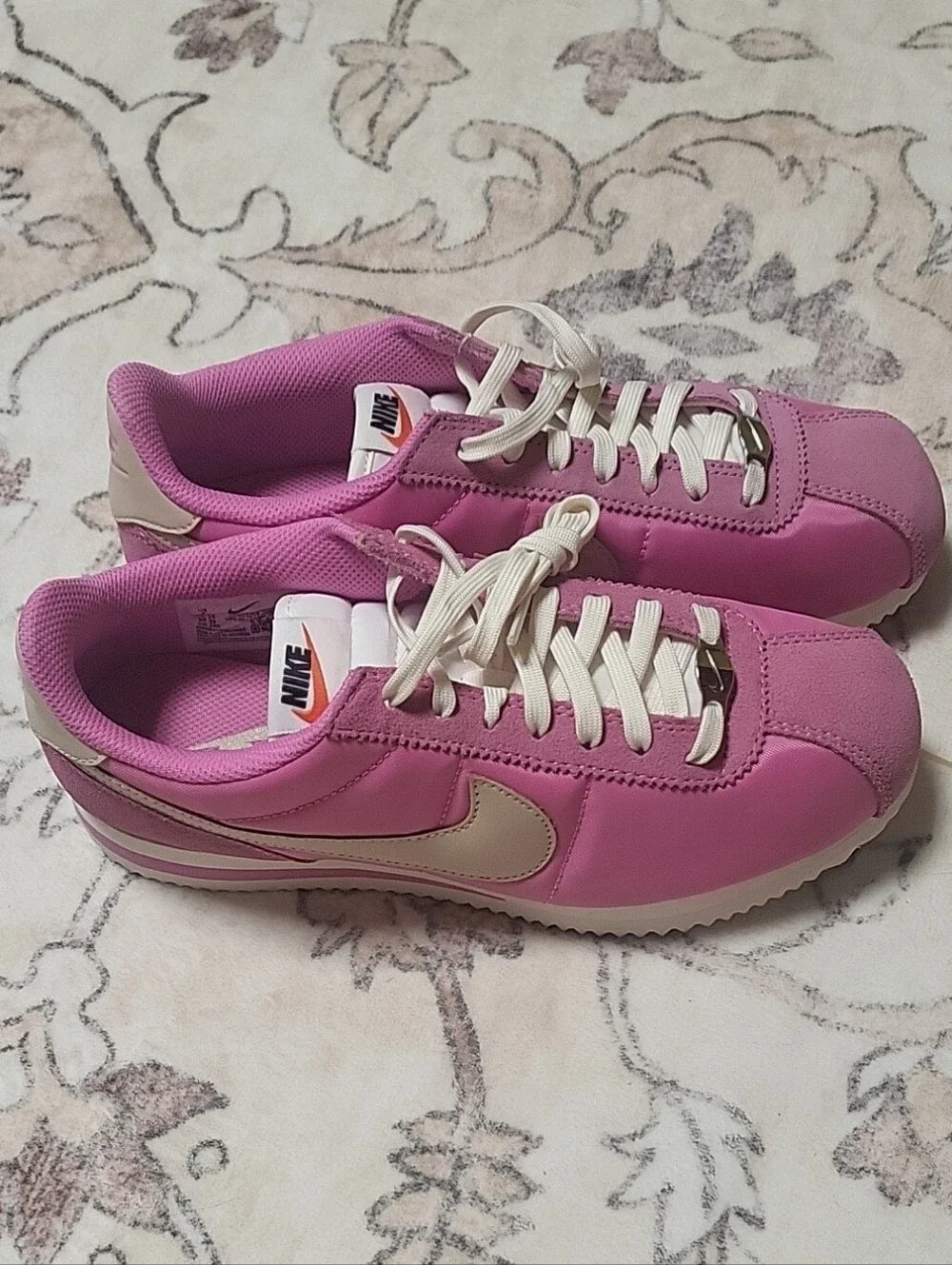 Nike Women's Pink Classic Cortez Sneakers, IF1764 601